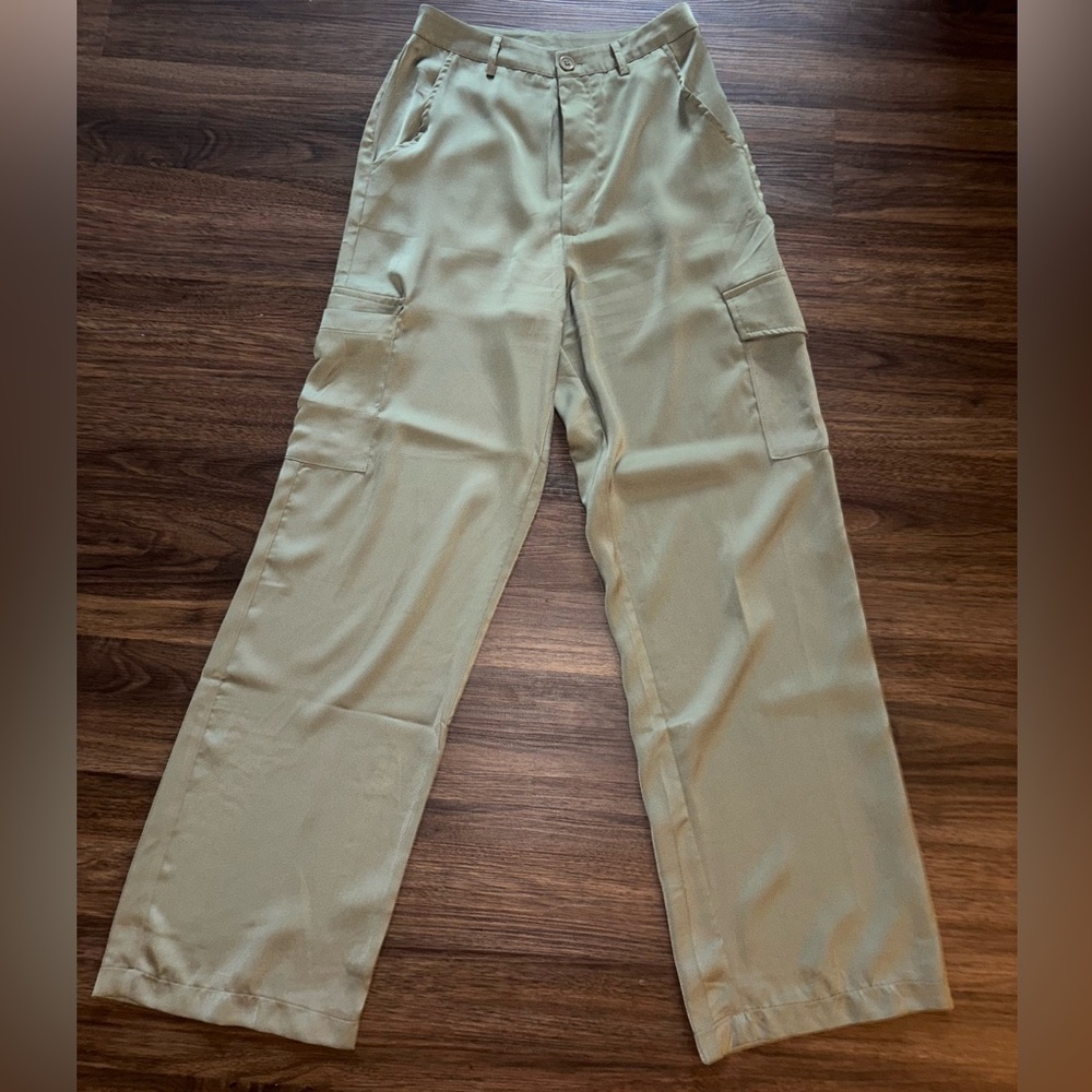 Women’s silk cargo pants
